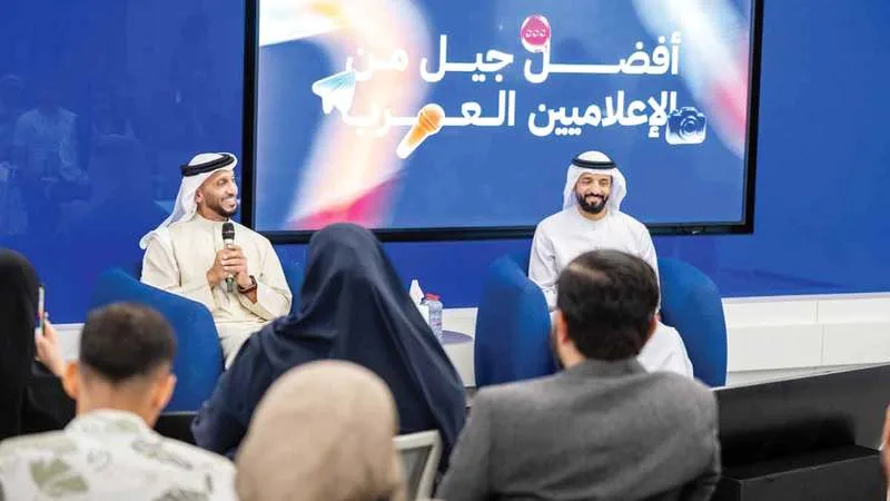 آل حامد يطلق تحدي «وكلاء الإعلام الذكي» للشباب العربي