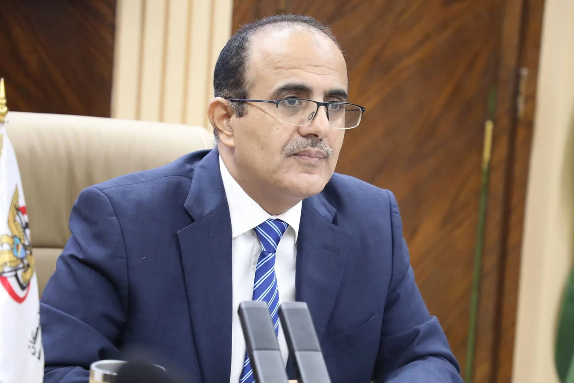 وزير الصحة اليمني يحذر من فقدان الخدمات مع تصاعد النزوح