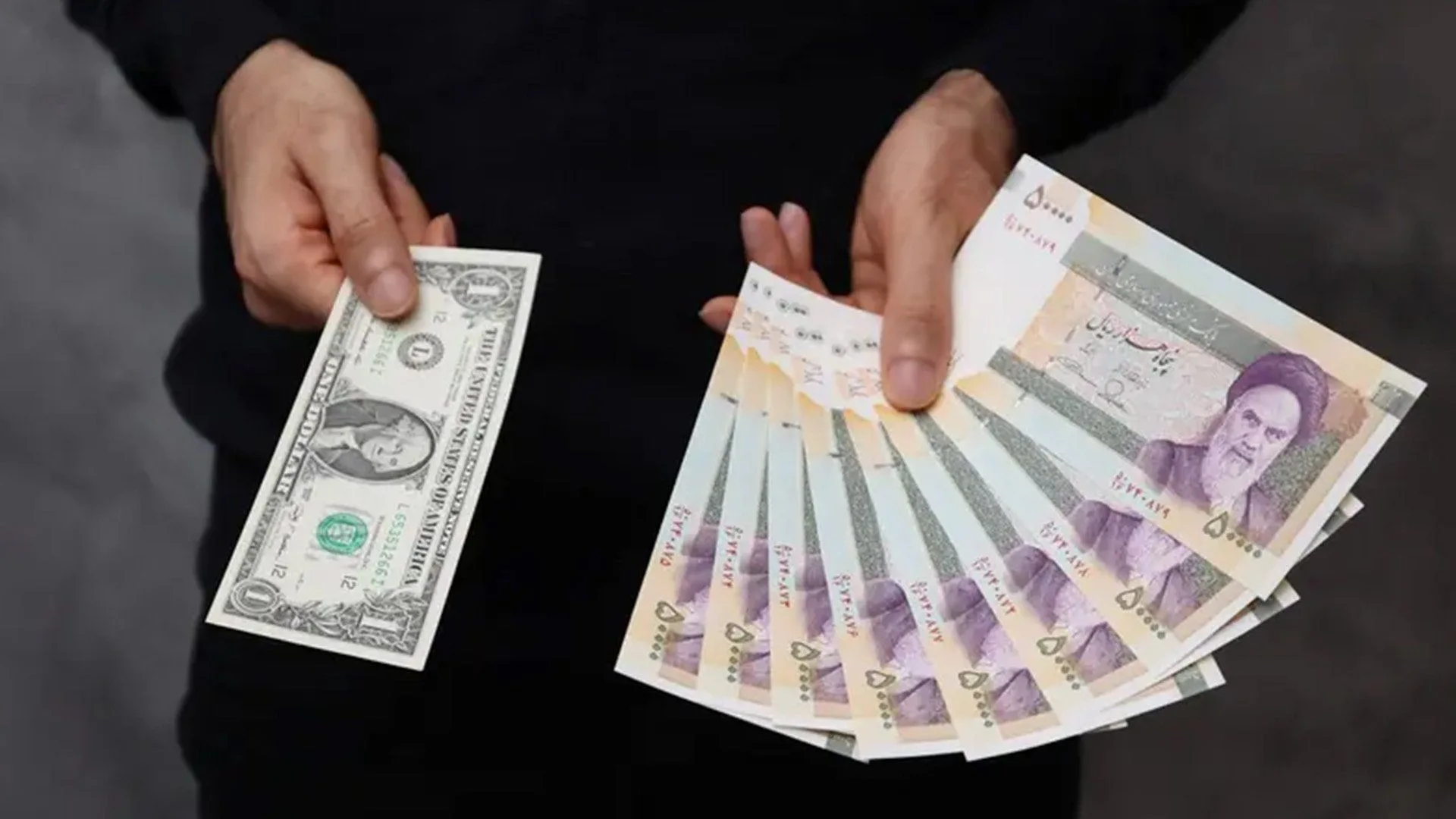 واشنطن تقول إن احتياطيات إيران من النقد الأجنبي نفدت مع تشديد العقوبات