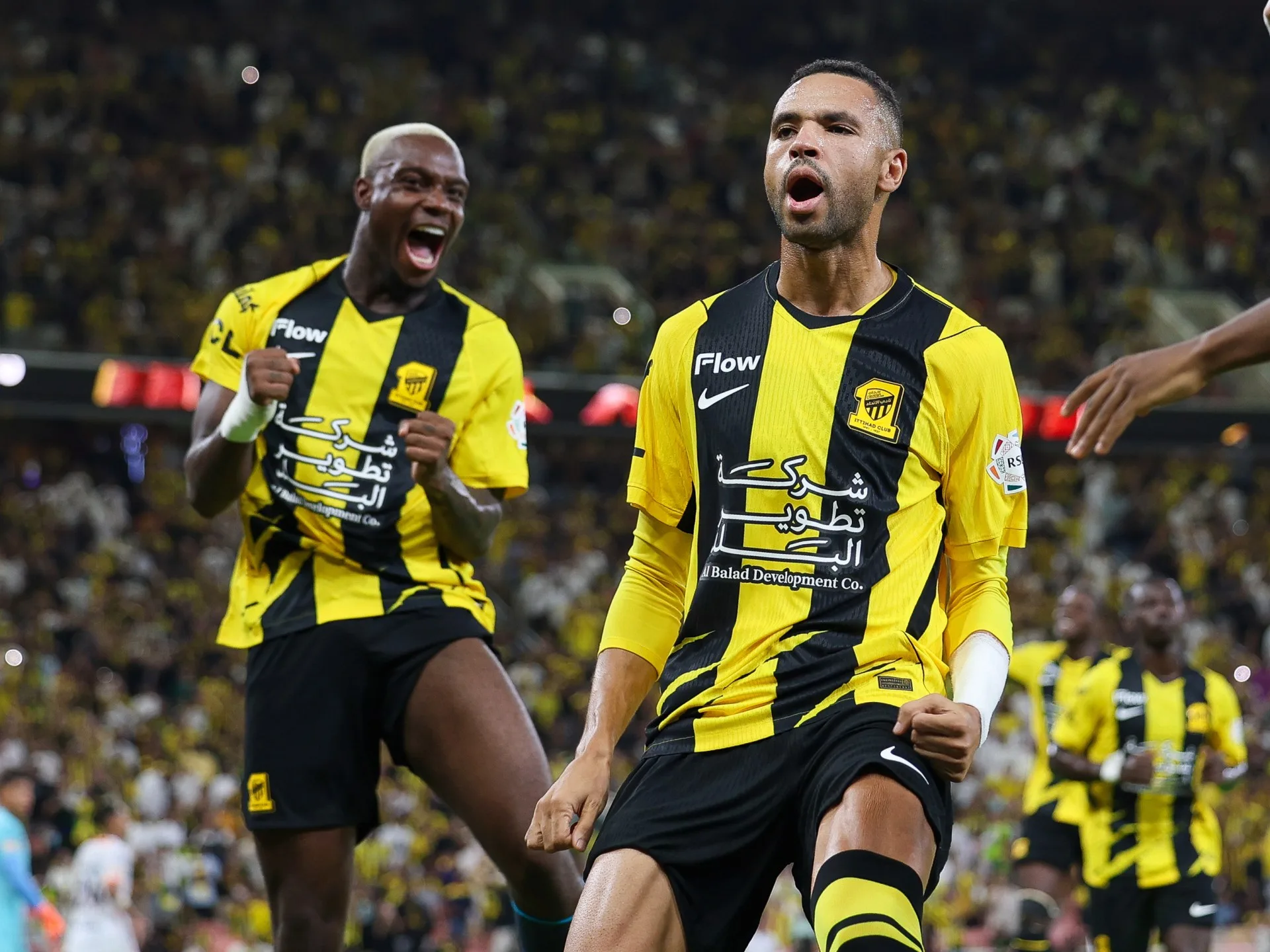 ثنائية النصيري تقود الاتحاد إلى صدارة الدوري السعودي مؤقتا