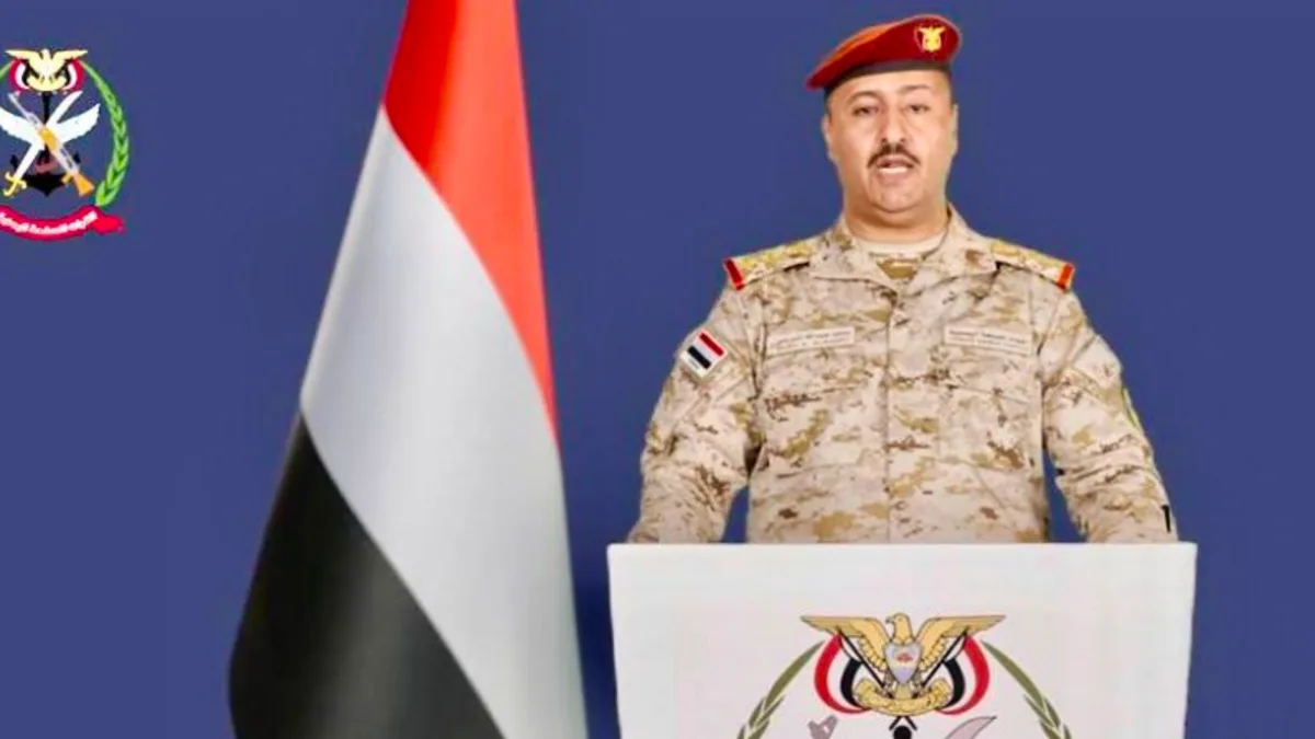 الجيش اليمني يتوعد برد قاس بعد استهداف ميناء المخا